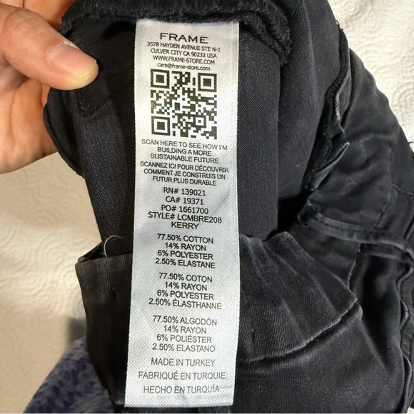 Frame Black Le Crop Mini Boot Jean - Picture 11 of 16